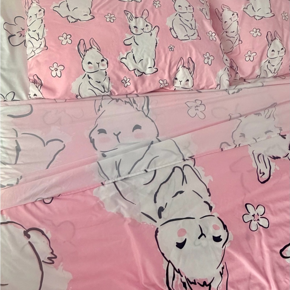 Cute Pink Bunny Bedding Set - Picture 6 of 7